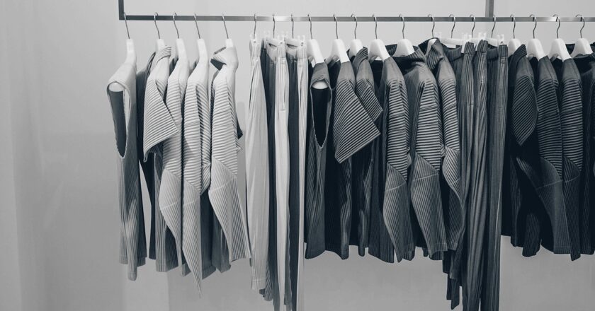 Minimalist Fashion: Simple Style Tips for Everyday Wear